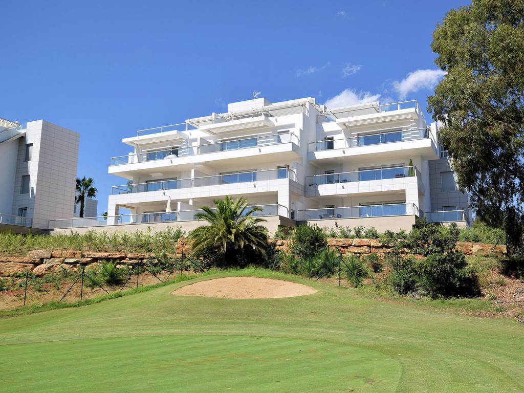 Belvilla By Oyo Miraval Sitio de Calahonda Exterior photo