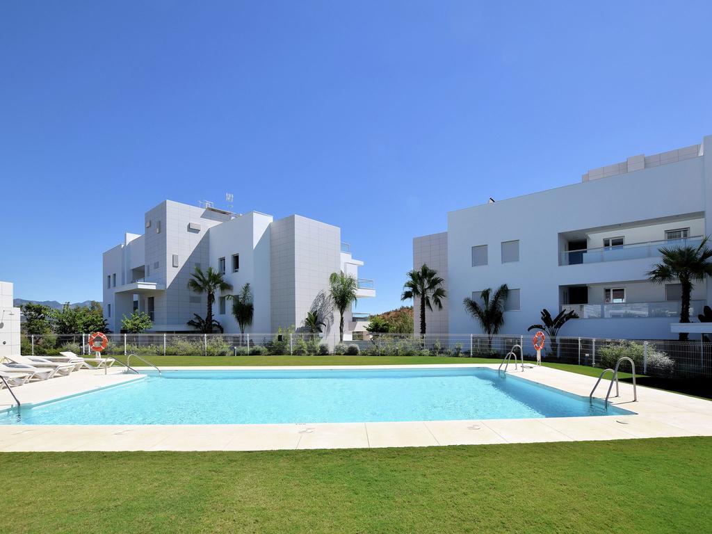 Belvilla By Oyo Miraval Sitio de Calahonda Exterior photo